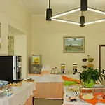Hotel Montecarlo Lido di Camaiore